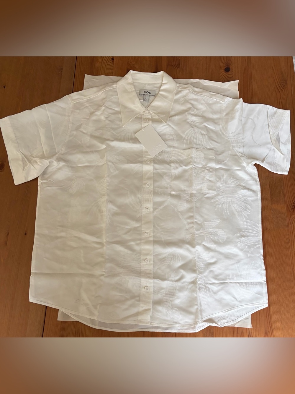 New COS White Short-Sleeve Jacquard Floral Button-Up Viscose Shirt MSRP $135